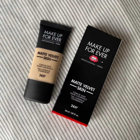 MAKE UP FOR EVER Matte Velvet Skin Liquid Shade Y235 Ivory Beige - Picture 1 of 6